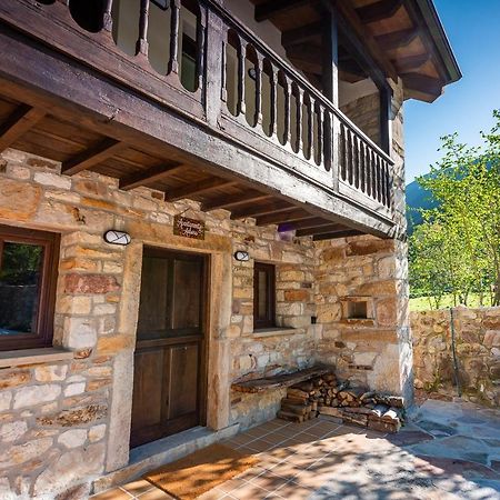 Piloña Apartamentos Rurales El Torneru מראה חיצוני תמונה