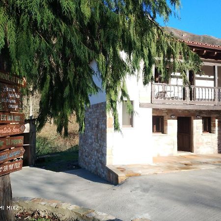 Piloña Apartamentos Rurales El Torneru מראה חיצוני תמונה